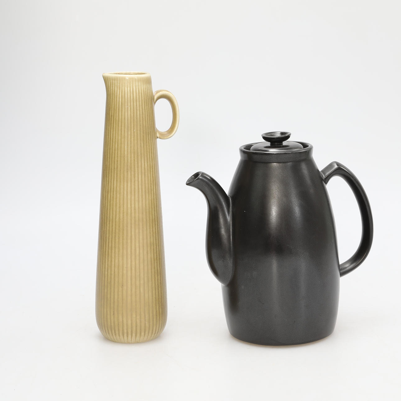POT & COFFEE POT, 2 parts, Rörstrand, Gefle.