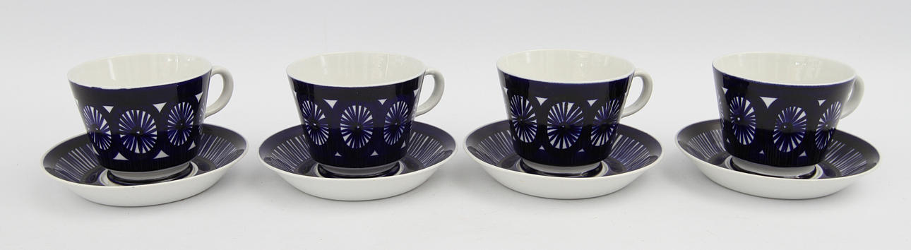 ULLA PROCOPÉ. "Fiesta". 4 par tekoppar, Arabia.