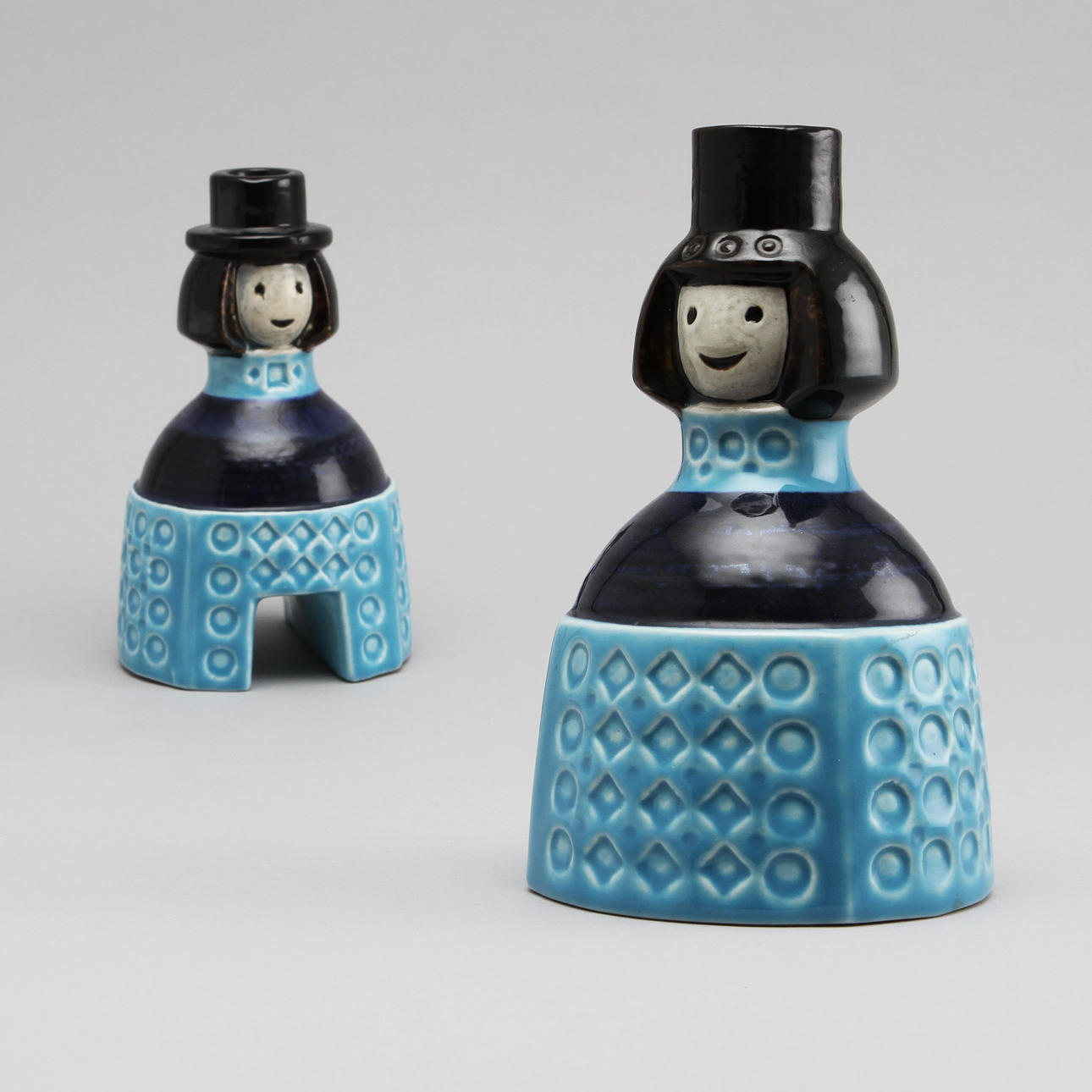 LJUSSTAKAR, ett par, keramik, Lisa Larson.