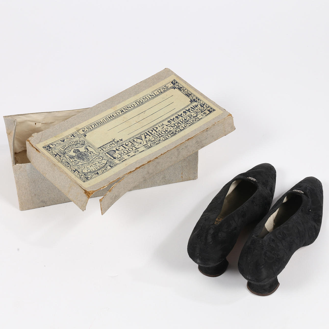 PETER YAPP SILK MOURNING SHOES, 19TH CENTURY.