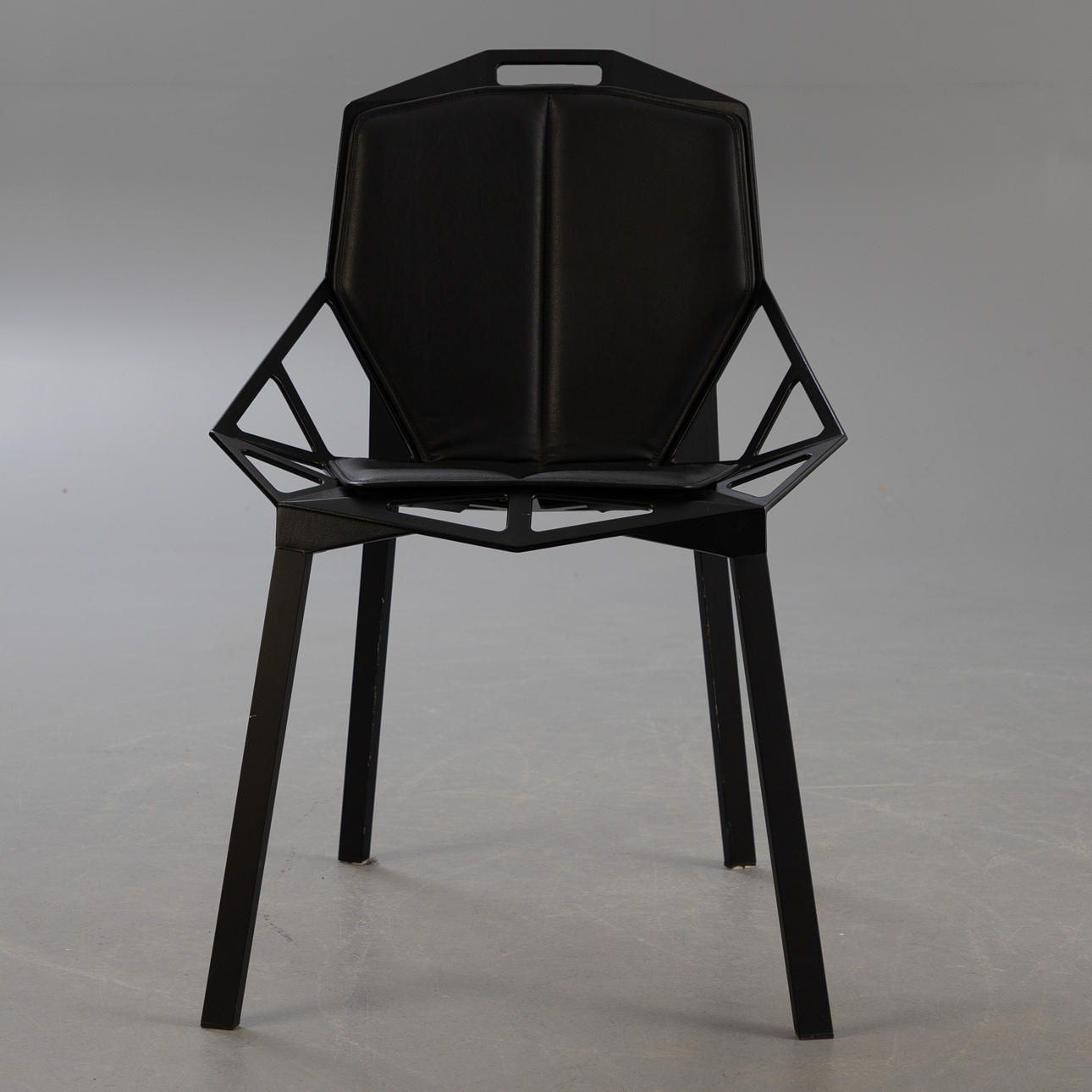 KONSTANTIN GRCIC. für Magis, Chair One, mit Leder.