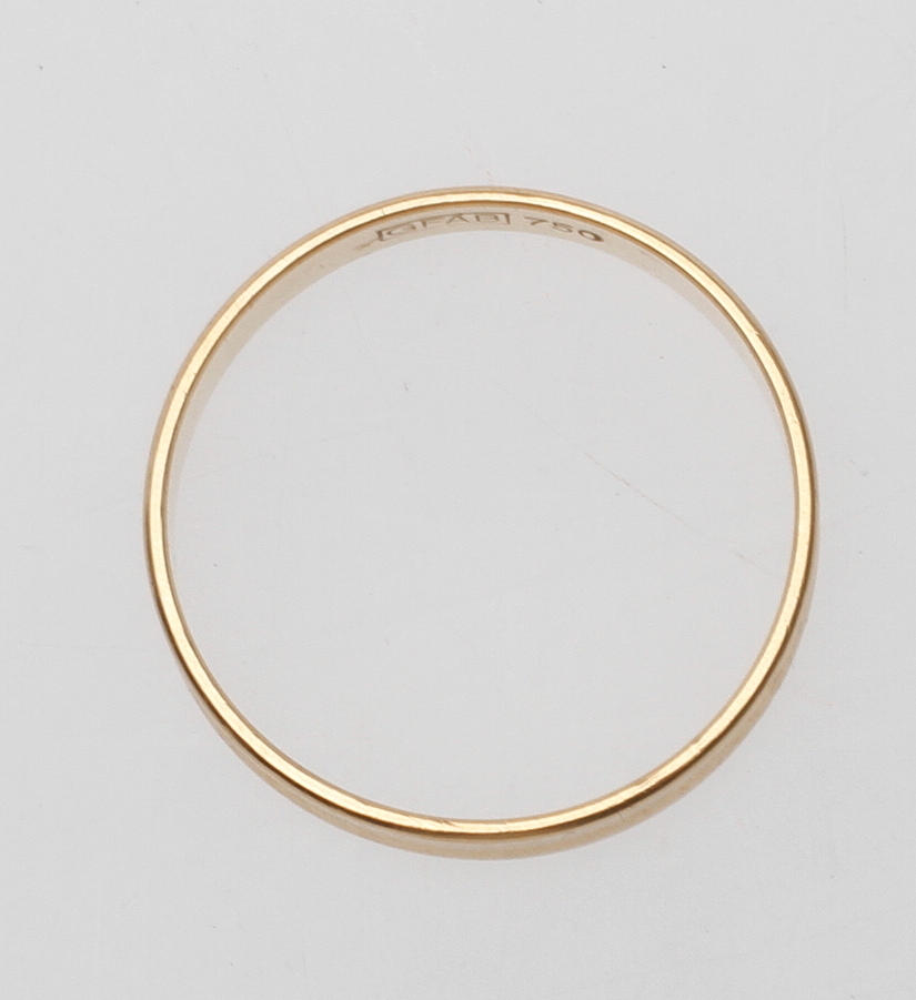 RING, 18k guld, vikt ca 2,7 gr.