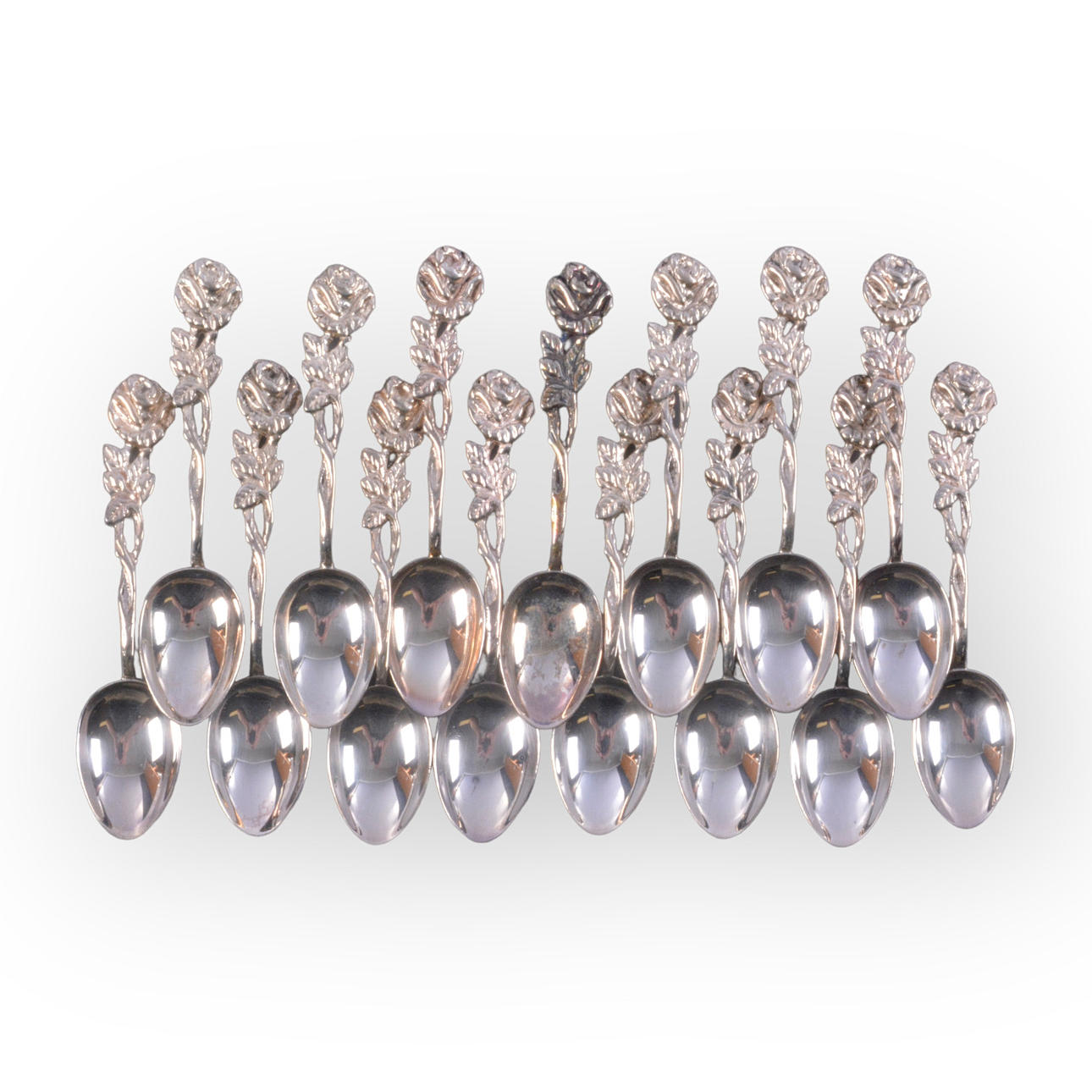 SUEDE SPOONS, 15 silver, 1900s.