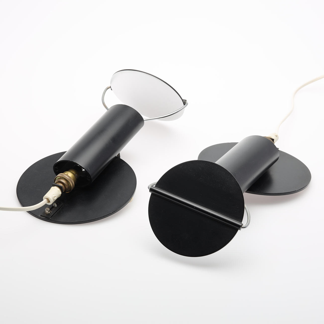 BOKHYLLEBELYSNING, 2 stycken, VX229 Bergboms Scanlight AB.