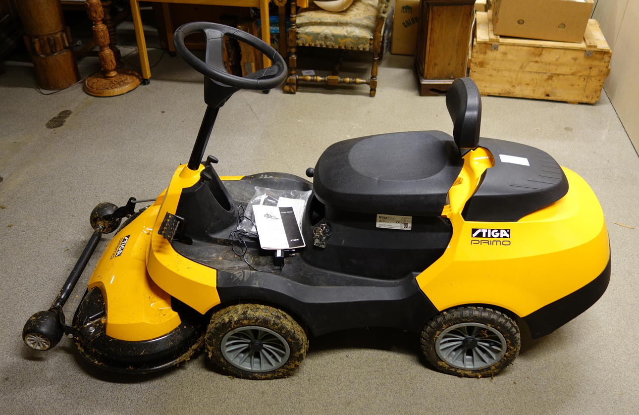 ÅKGRÄSKLIPPARE, Stiga Primo, 2008.