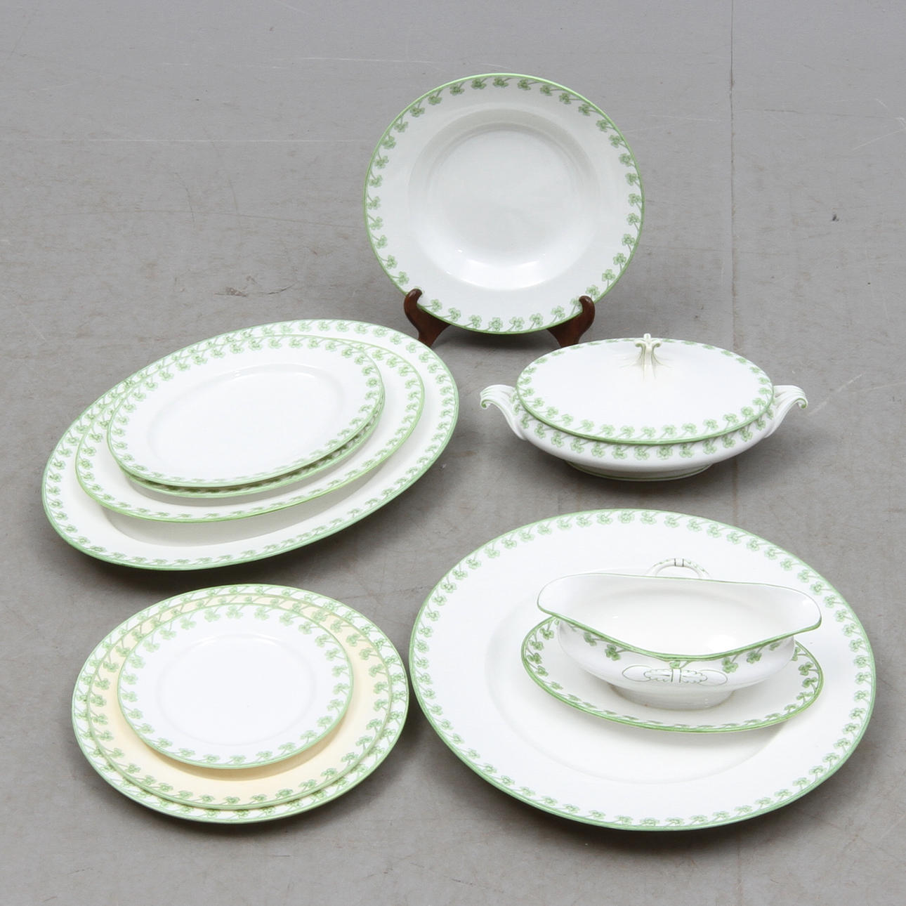 SERVISDELAR, ca 61 delar, porslin, "Gunnar", Gunnar Wennerberg , Gustavsberg, omkring 1900.