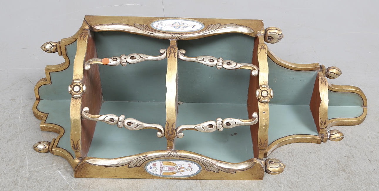 HYLLA, hörmodell för vägghängning, 1900-tal.