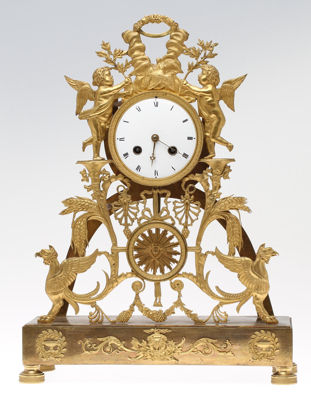 BORDSPENDYL, brännförgylld mässing, sengustaviansk, omkring 1800.