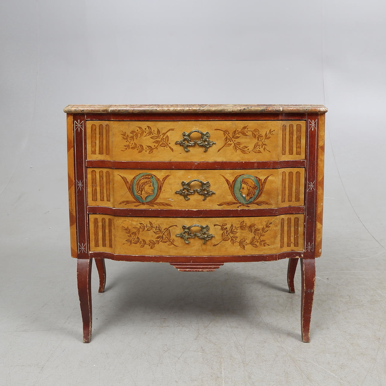 BYRÅ, rokokostil, 1900-tal.