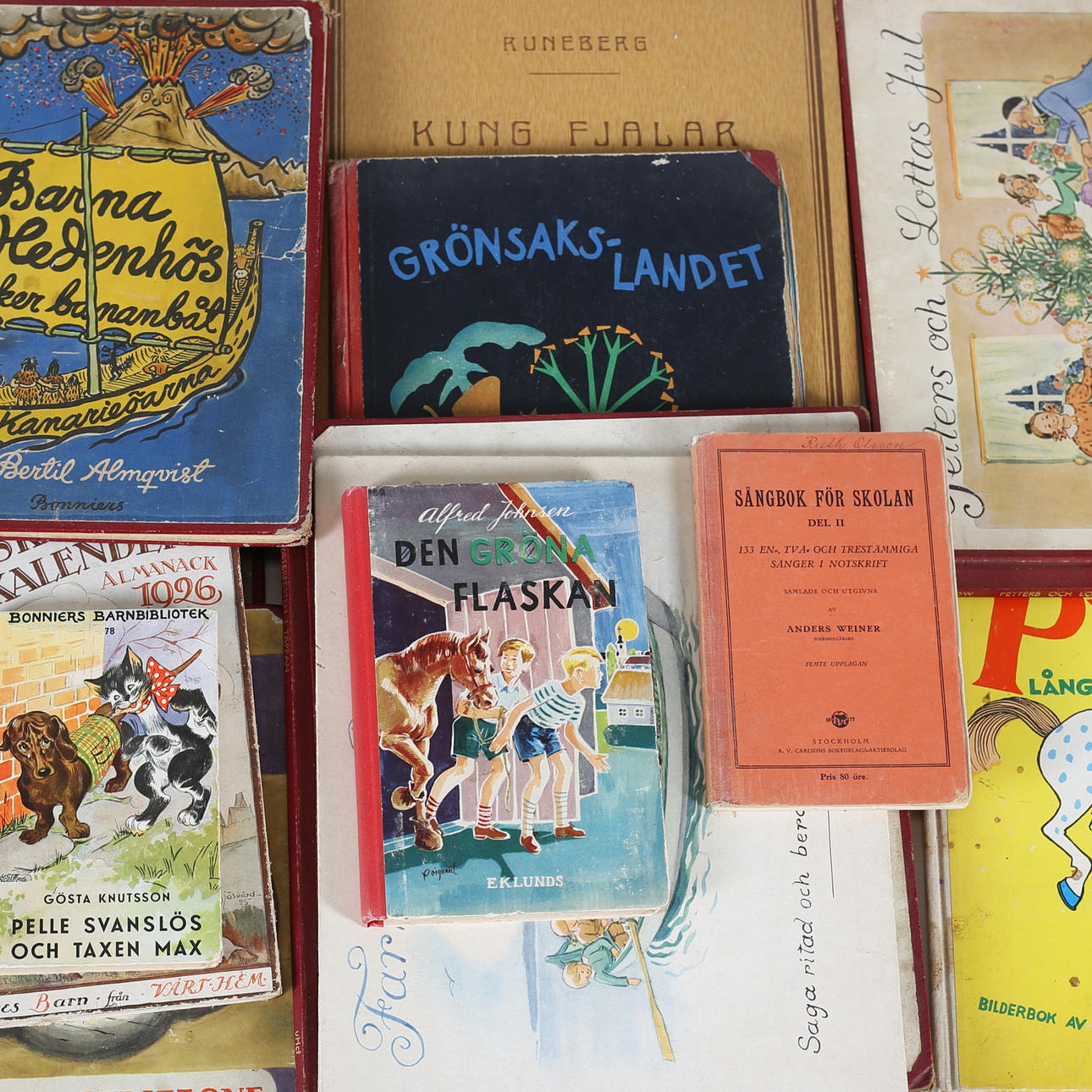 CHILDREN'S BOOKS, 17 pcs, 20th century.
