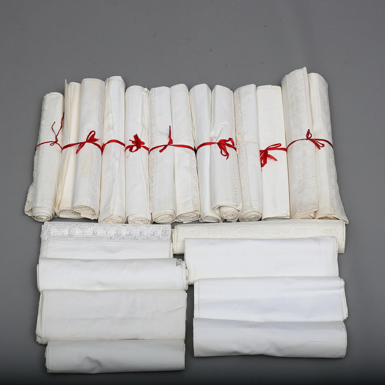 PARTI SÄNGLINNE, 21 delar.