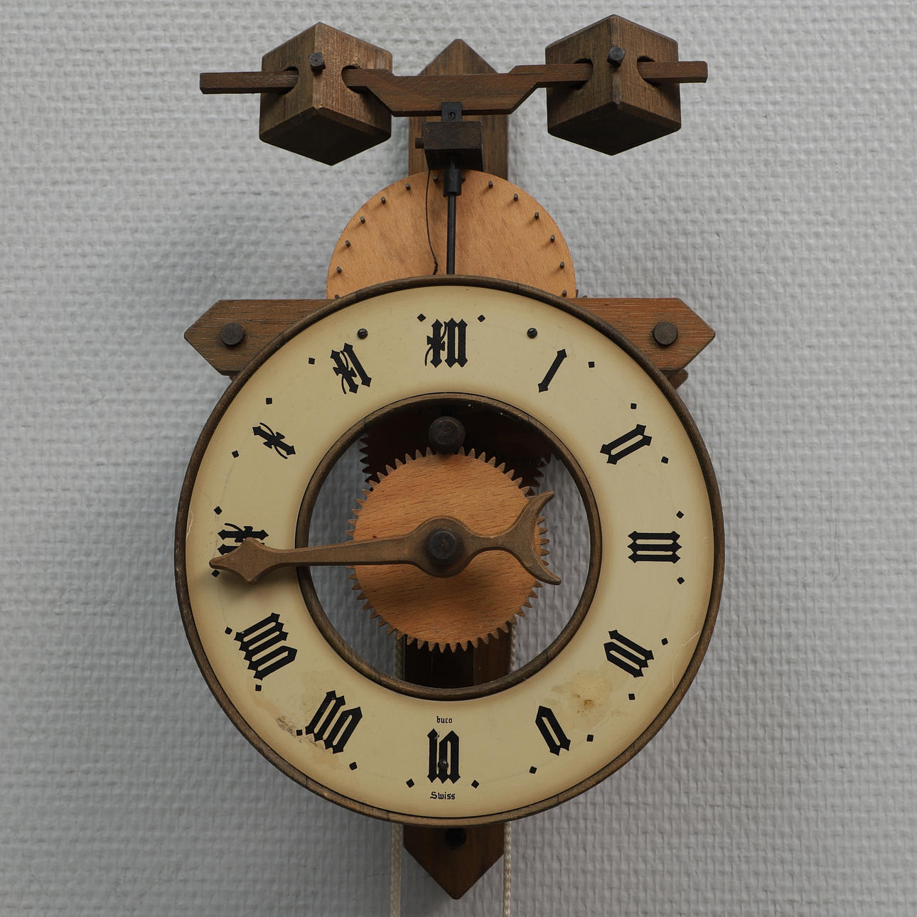 WANDUHR, Holz, Buco Baumann, Schweiz.