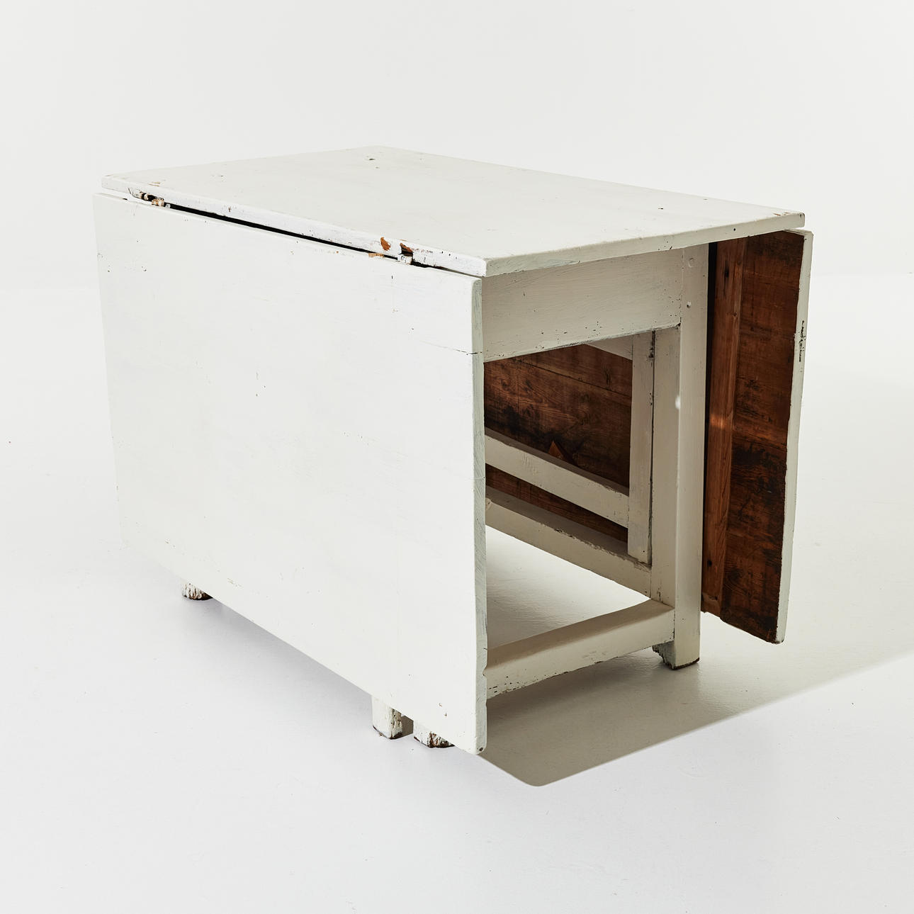 BOARDING TABLE, first half of the 19th century, a box in the rim ...