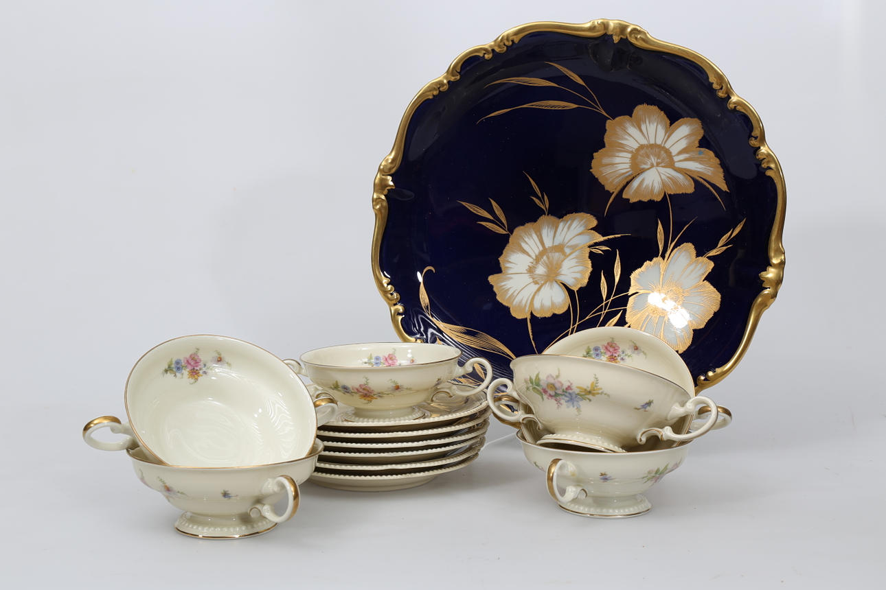 SKÅL OCH BULJONGKOPPAR MED FAT, porslin, 13 delar, Rosenthal.