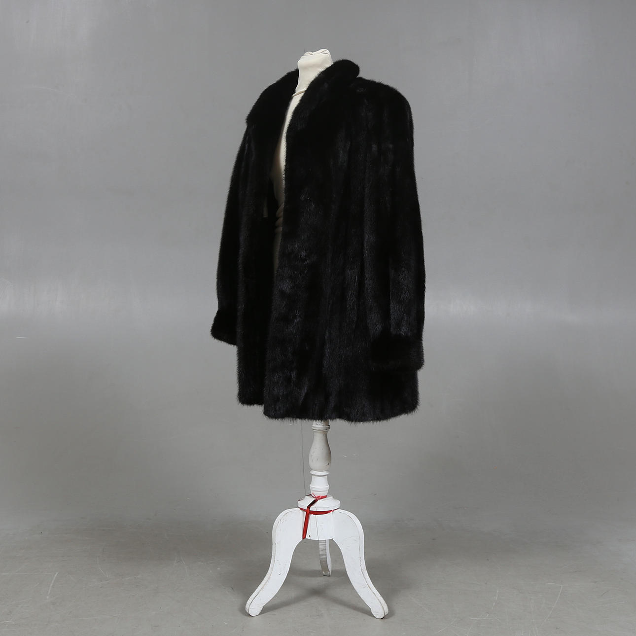 FUR JACKET, Saga mink, Pamir fur.