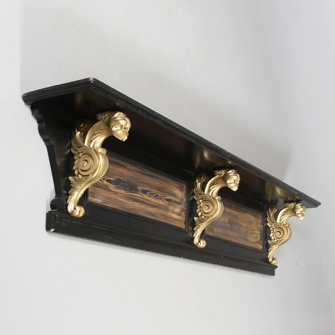 KONSOLLHYLLA, 18/1900-tal.