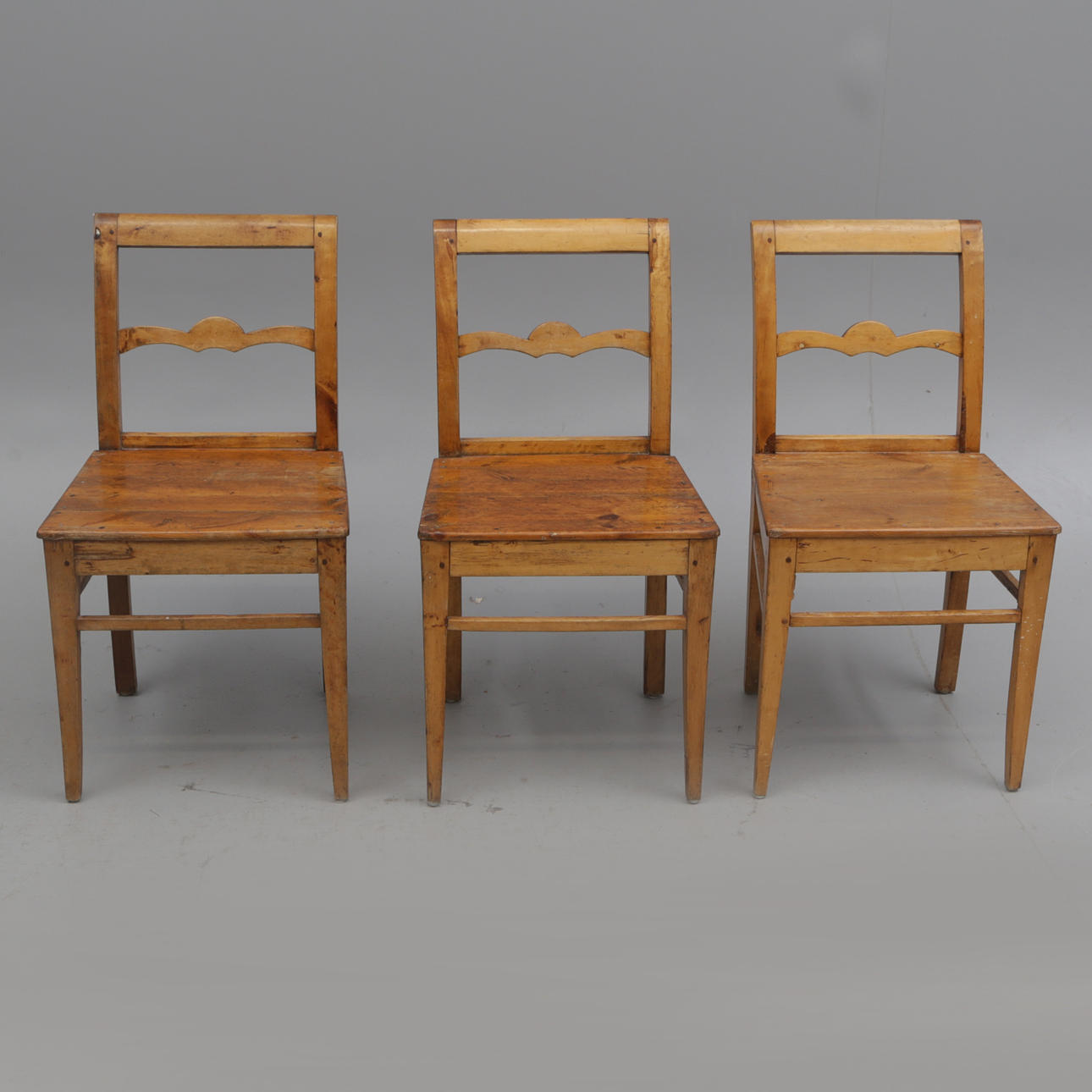 ALLMOGESTOLAR, 3 st, 1800-tal.