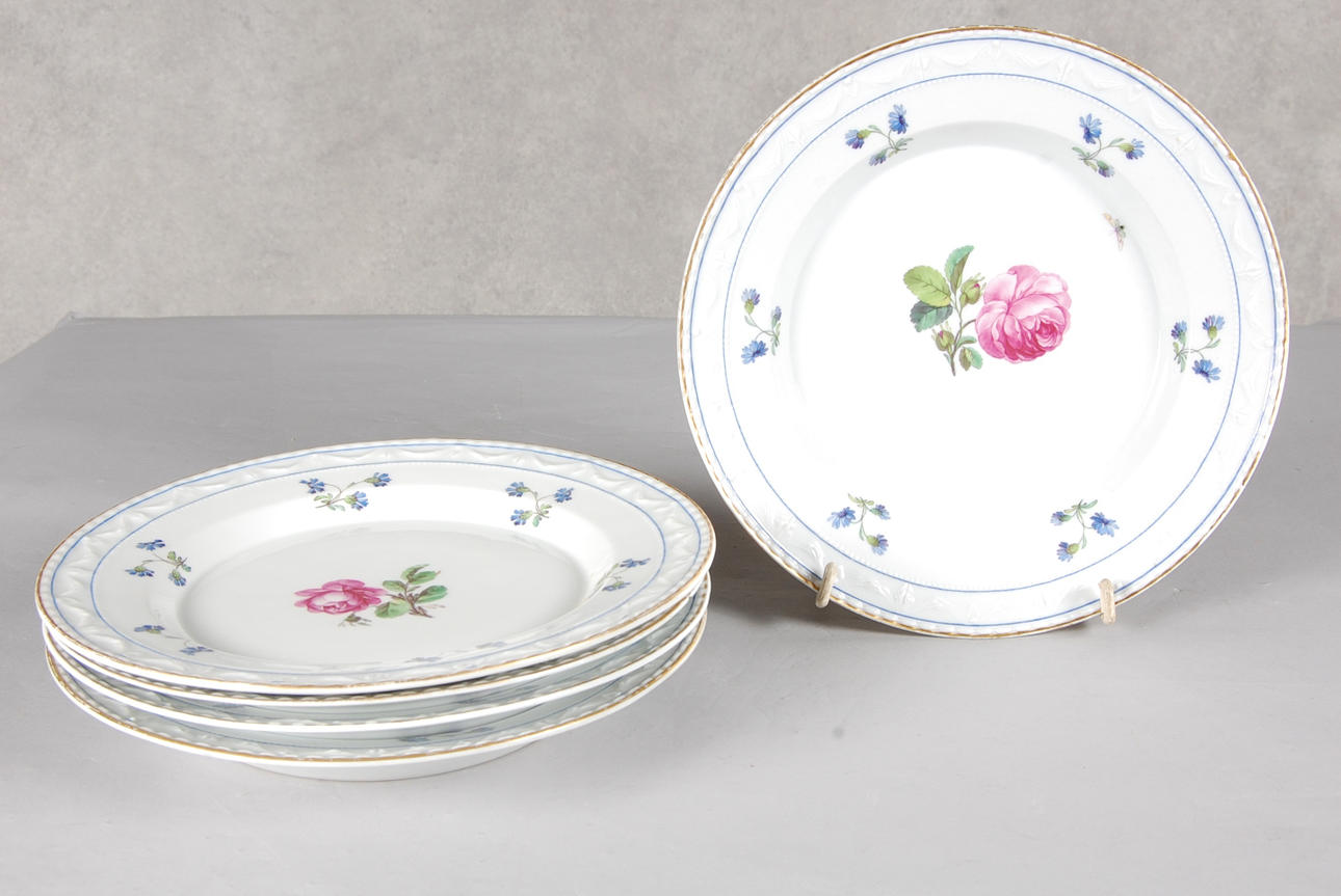 PORSLIN, tallrikar, 5 st, stämpel år 1800, KPM Berlin, proveniens Krapperups slott.
