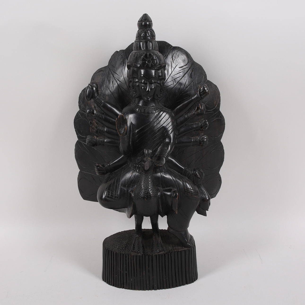 ESCULTURA, madera, que representa al dios hindú Kartikeya.