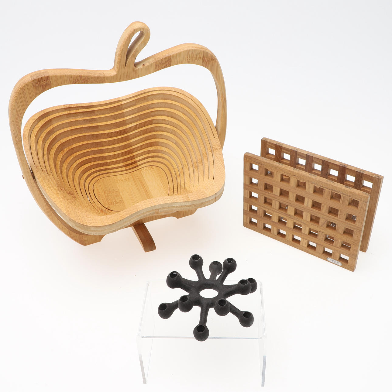 NYTTIGHEDER, 3 stk inkl. Jens Quistgaard.