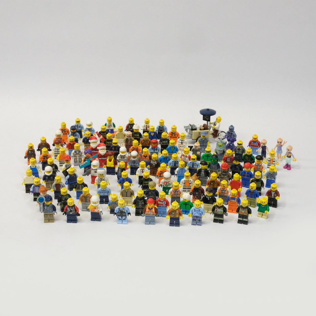 LEGOFIGURER. I PARTI CA 110 ST.