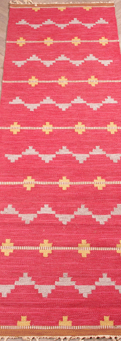 RÖLAKANMATTA, galleri, 265 x 87 cm.