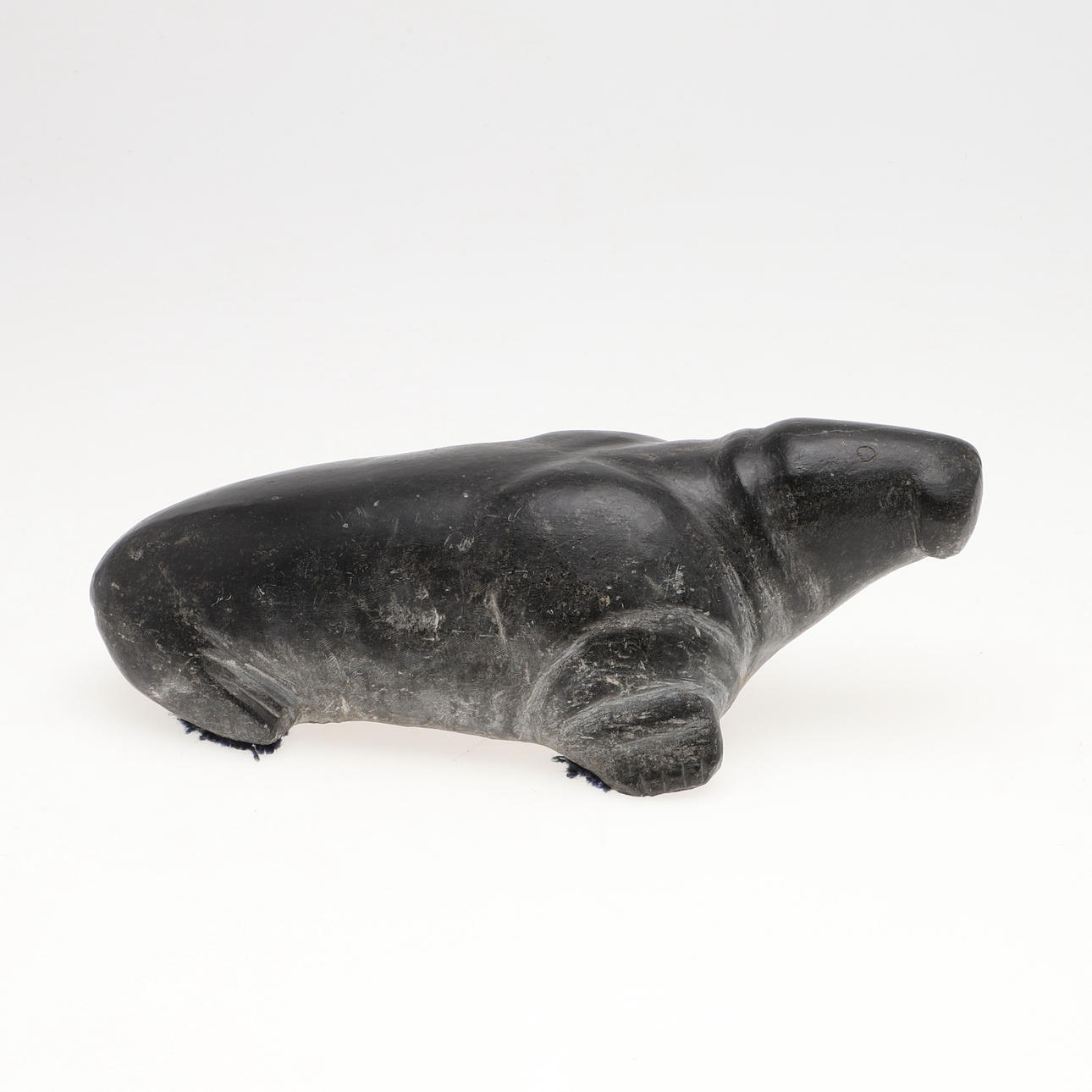 INUITTI VEISTETTY WALRUS.