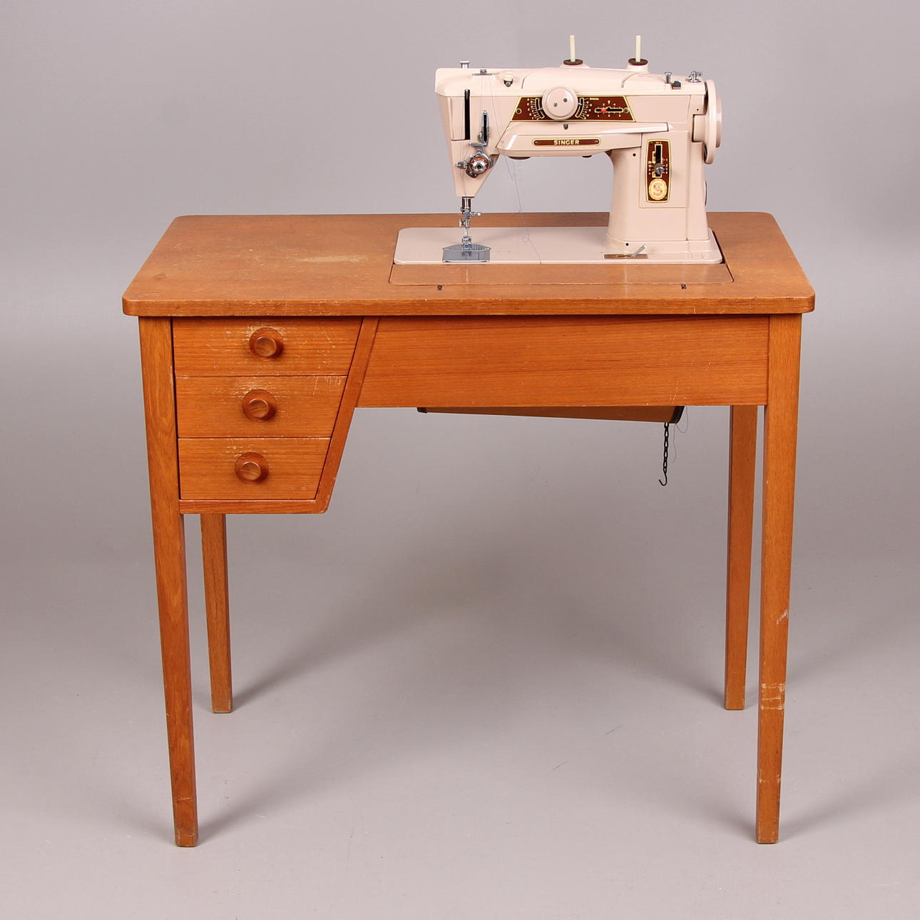 SYBORD, med symaskin, teak, 1960-tal.