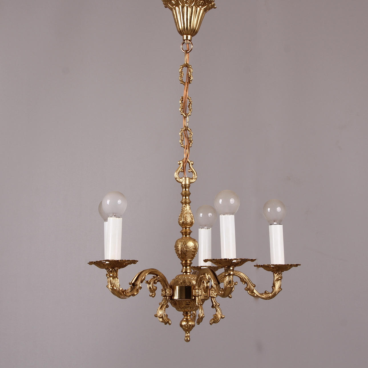 TAKARMATUR, gulmetall, 1900-tal.