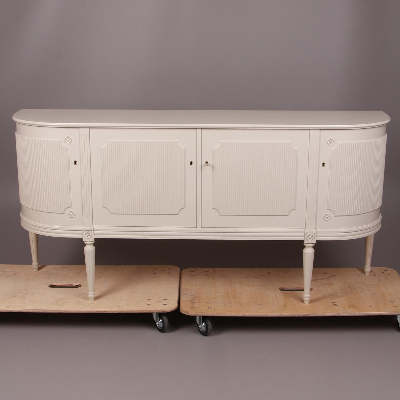 SKÄNK, gustaviansk stil, Citymöbler, Tibro, 1900-tal.