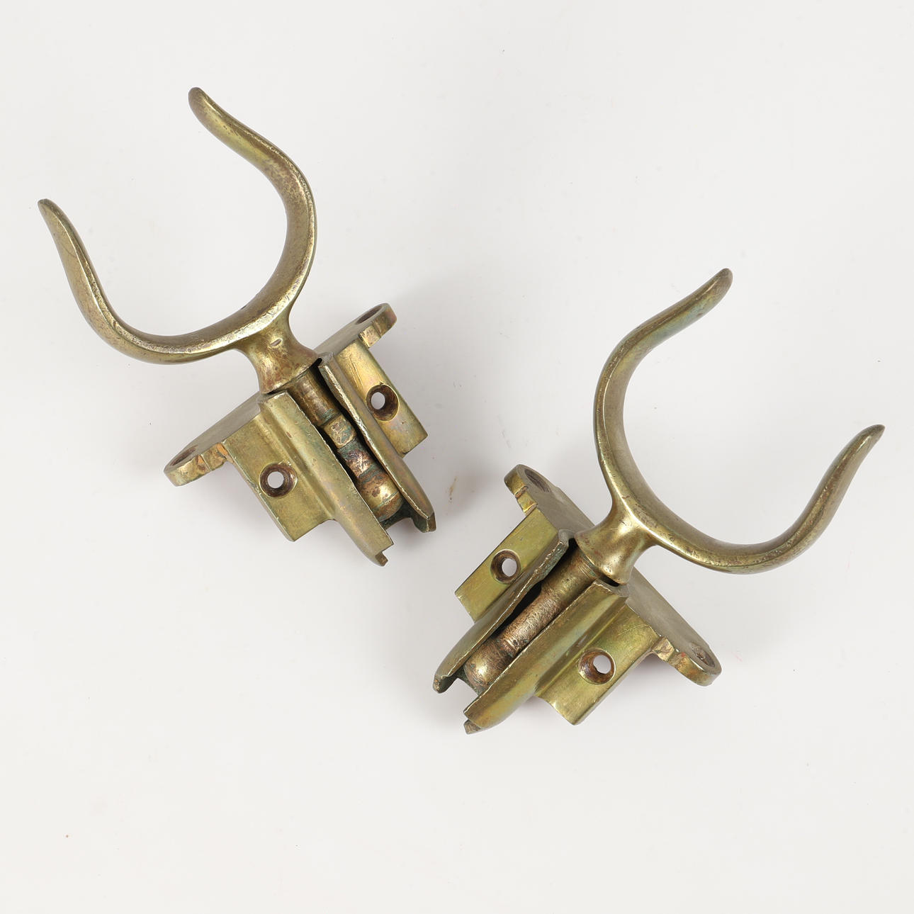 ÅRTULLAR, 1 par, mässing, 1900-tal.