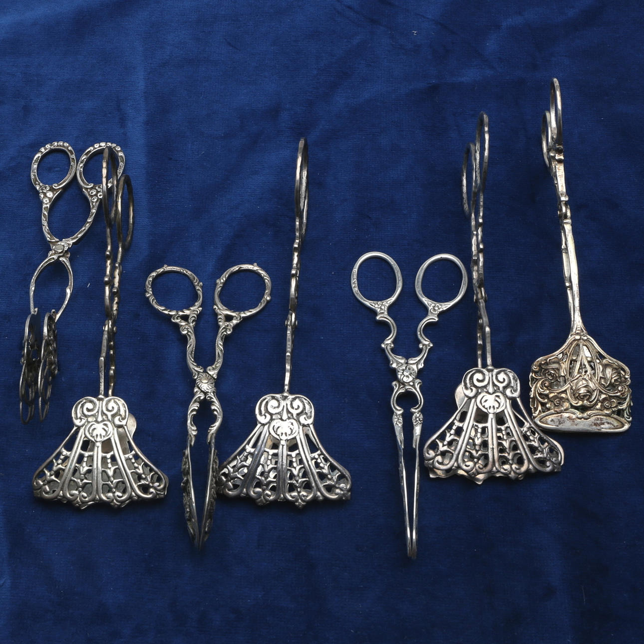 SOCKERTÄNGER, 7 st, silver, vikt ca 226 gram, 18/1900-tal.