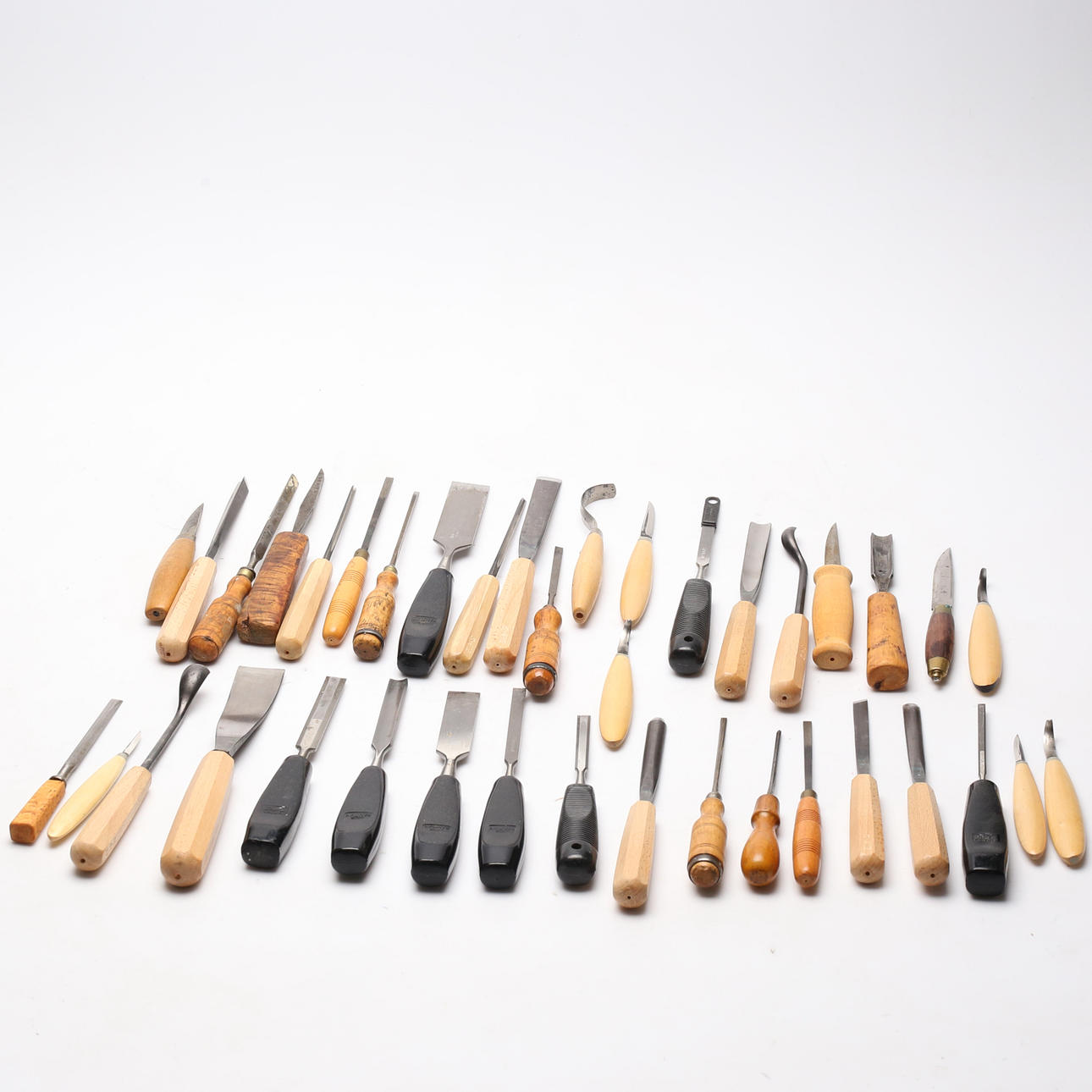 WOOD CARVING TOOL.