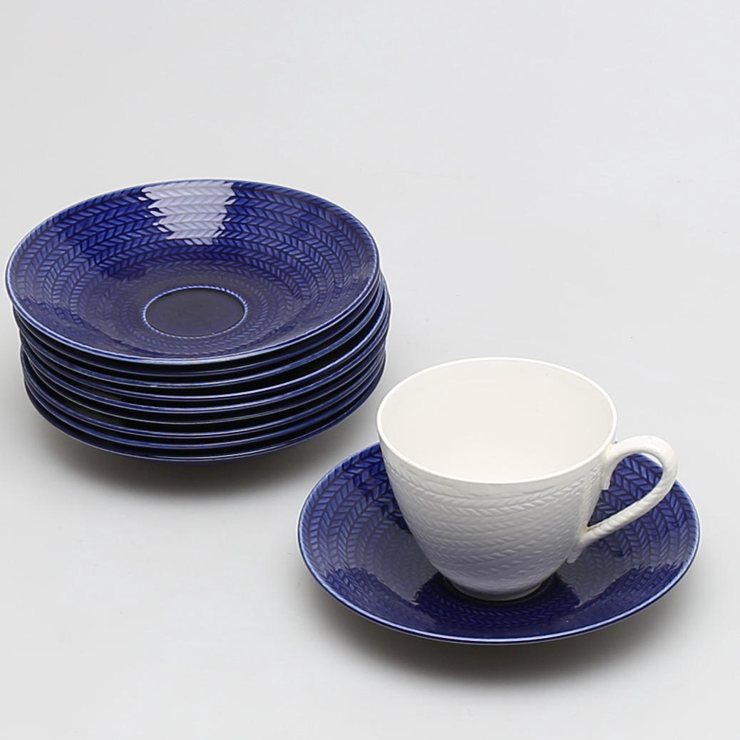 SERVISDELAR, 11 delar, porslin, "Blå Eld" Hertha Bengtsson, Rörstrand.