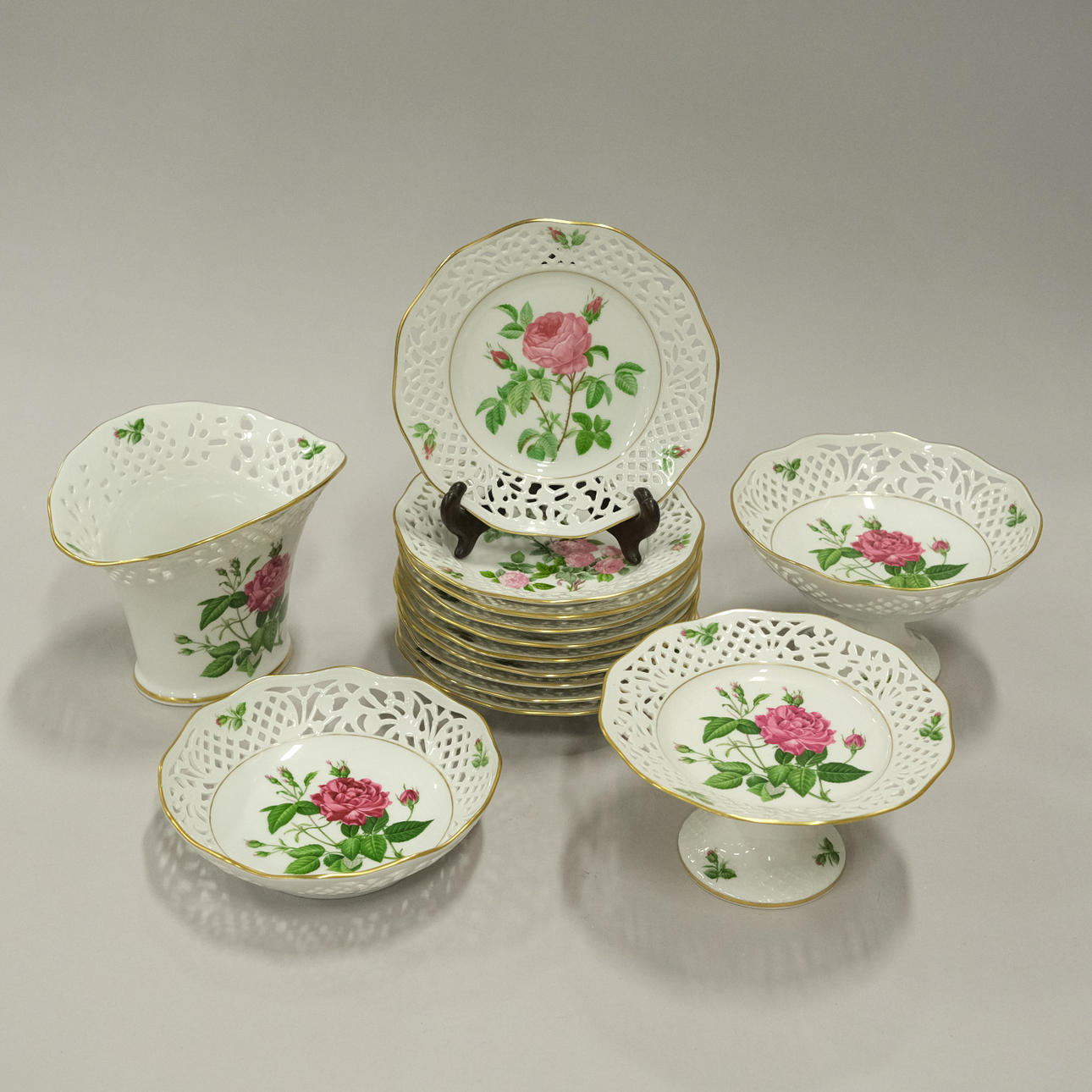 SCHUMANN, SERVICE PARTS, 14 PIECES.