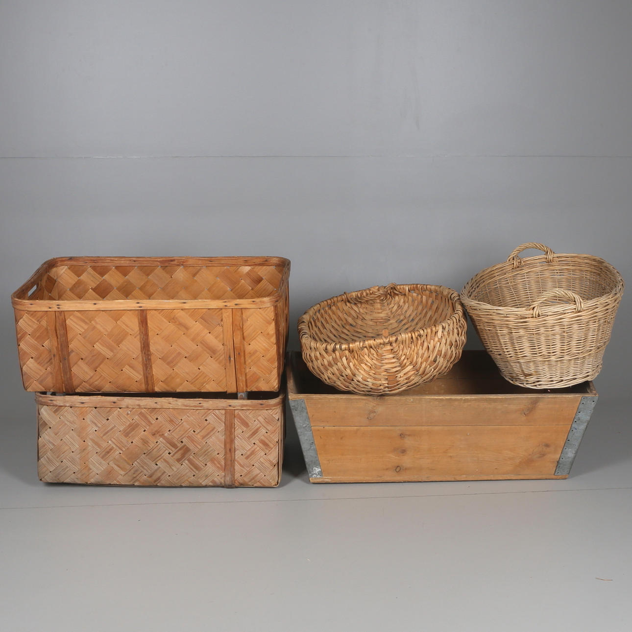 PACK-LÅR, trä, SPÅNKORGAR, 3 st, samt ROTTINGKORG, 18/1900-tal.