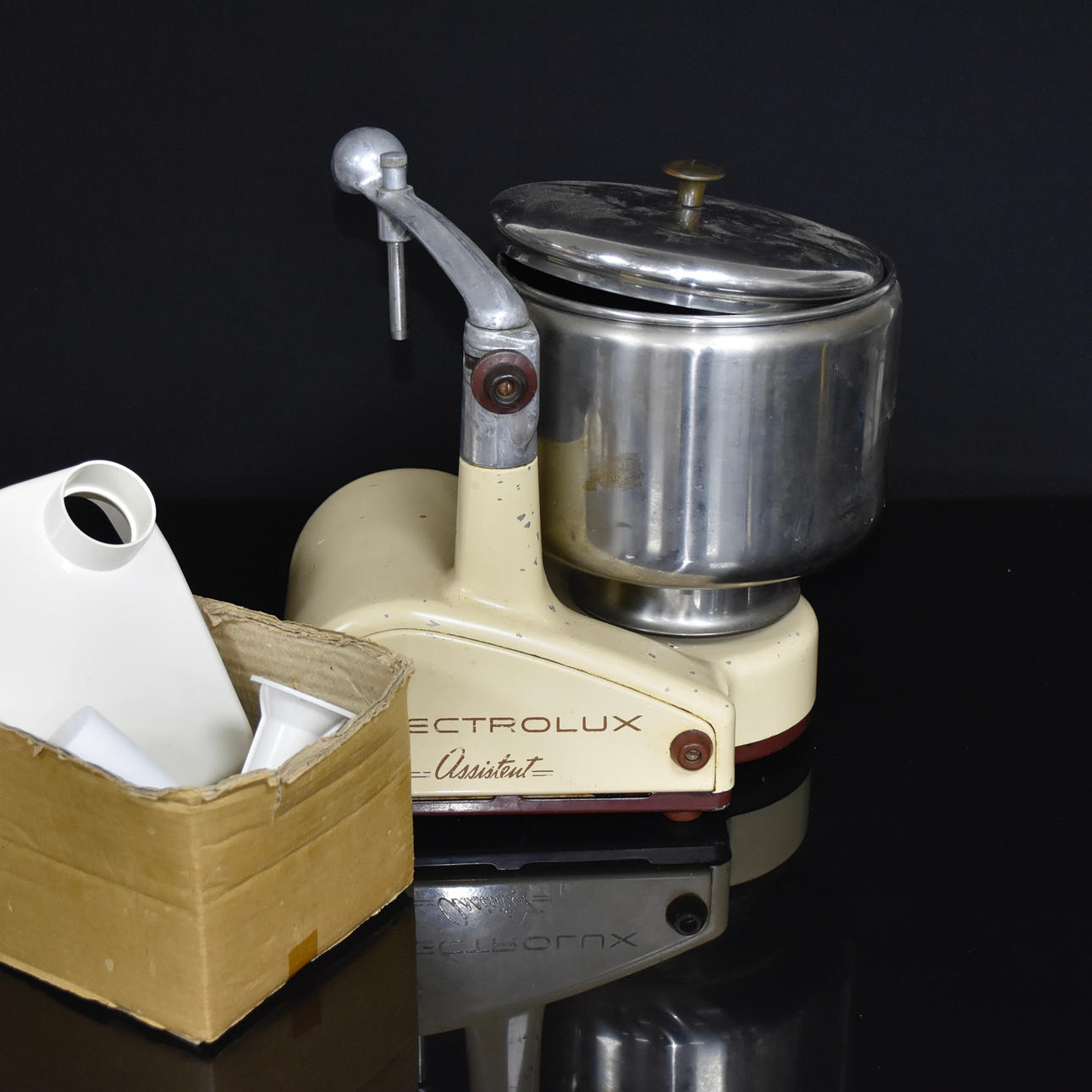 HUSHÅLLSMASKIN, "Assistent", Electrolux.