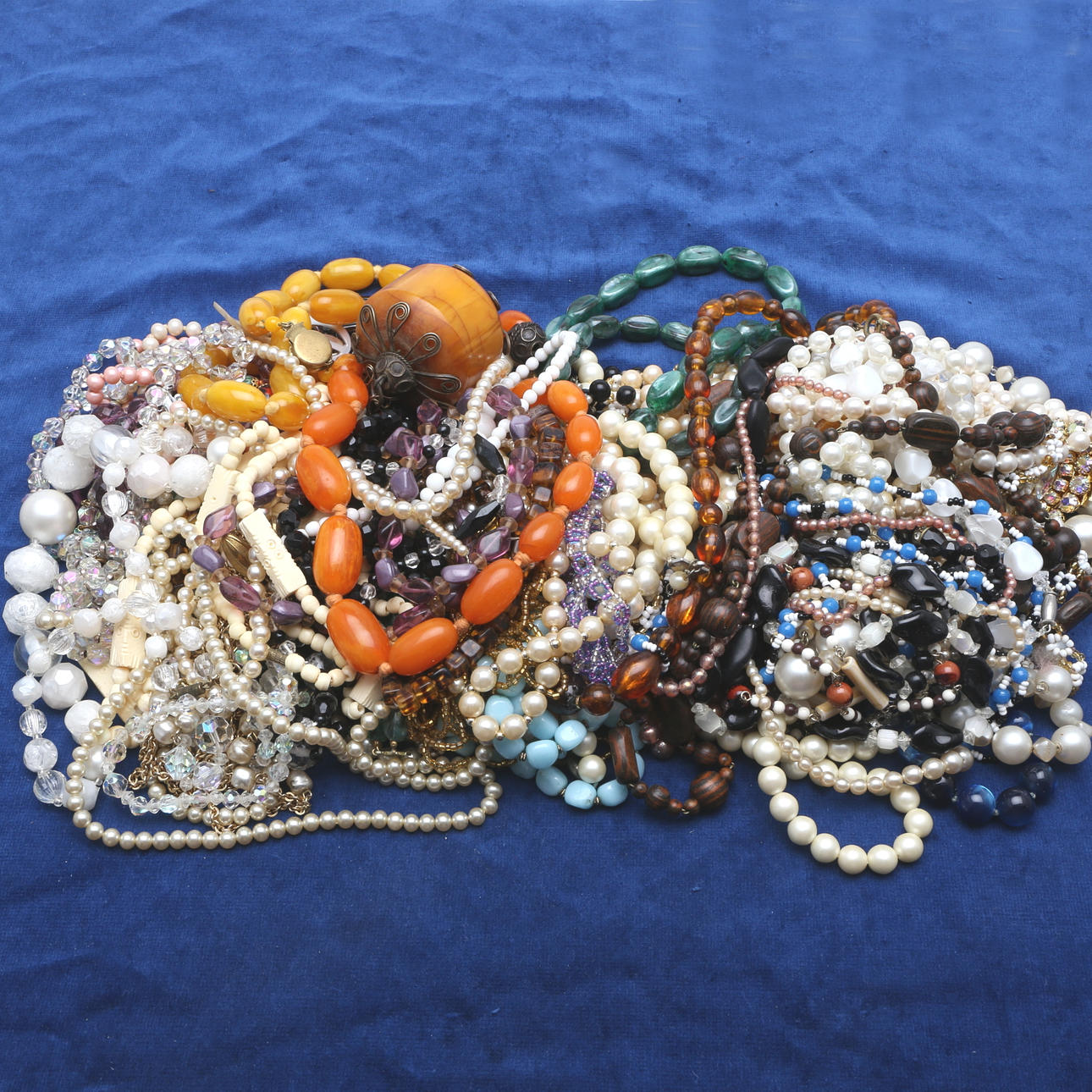 DIVERSE BIJOUTERIER, 1900-tal.