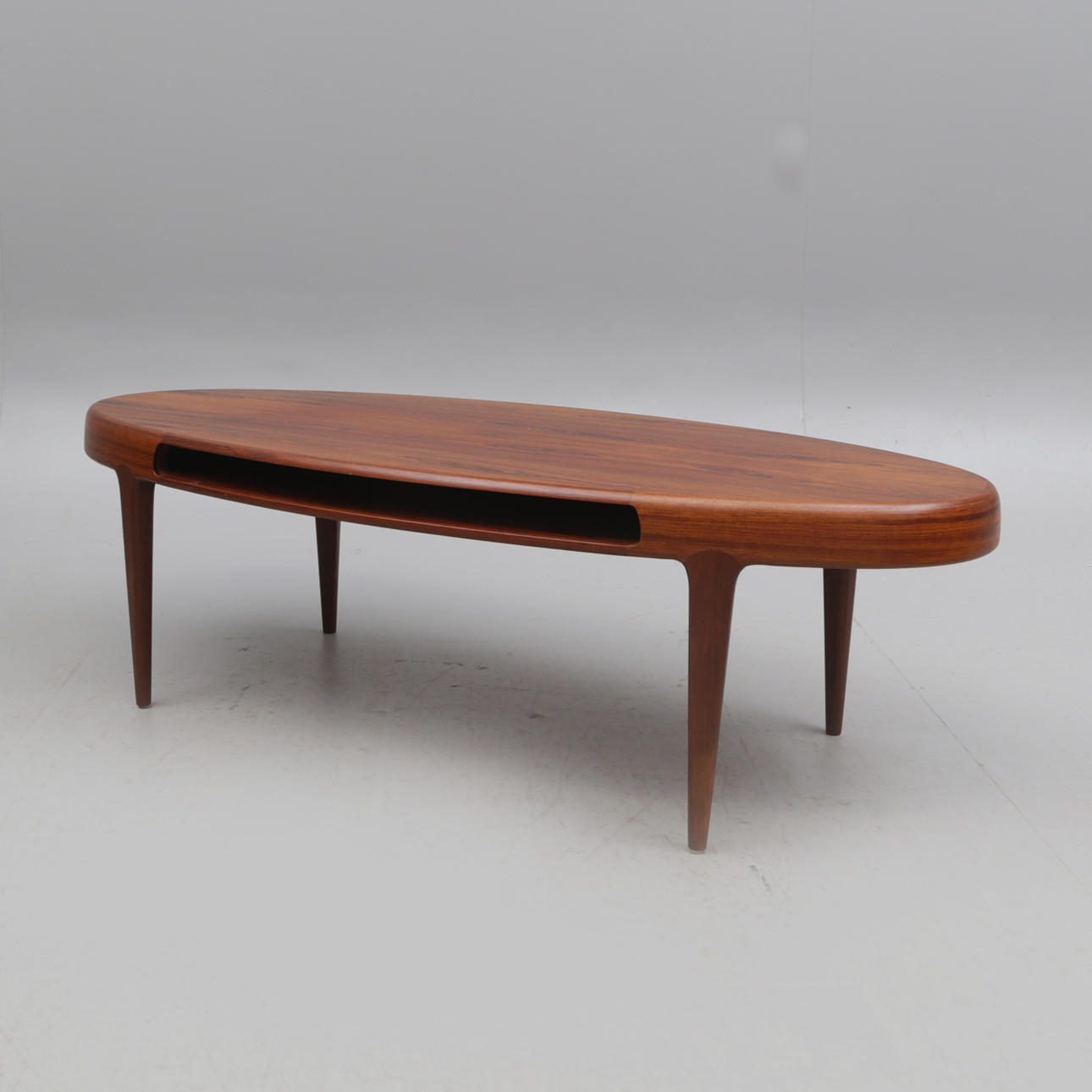 JOHANNES ANDERSEN. COFFEE TABLE, Capri, 1900s.