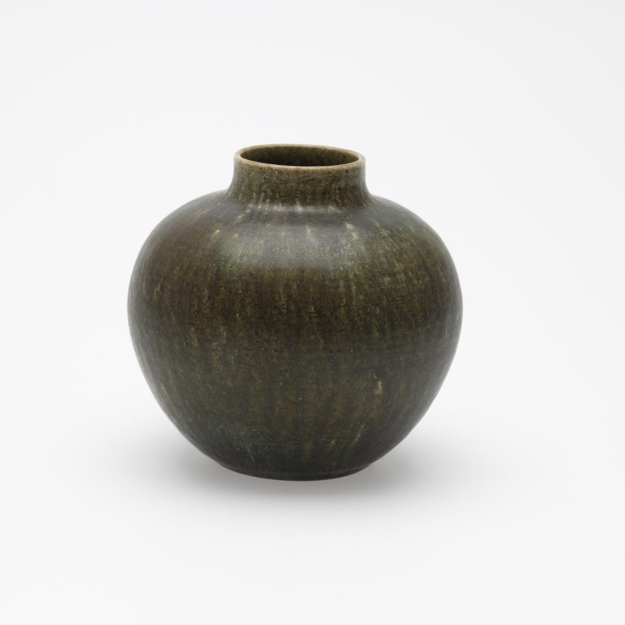 EIGIL HINRICHSEN. VASE, Eget Værksted, Danmark.