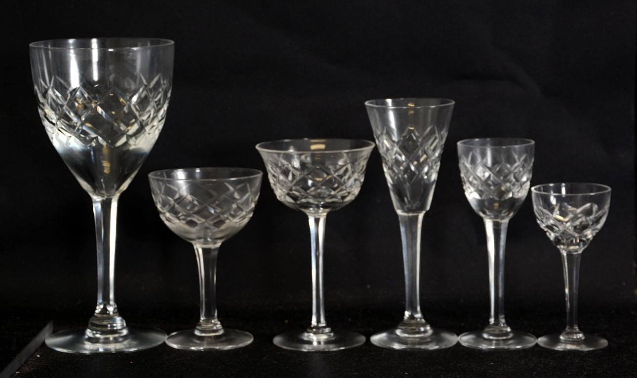 GLASSERVIS, 65 delar, 1900-tal.