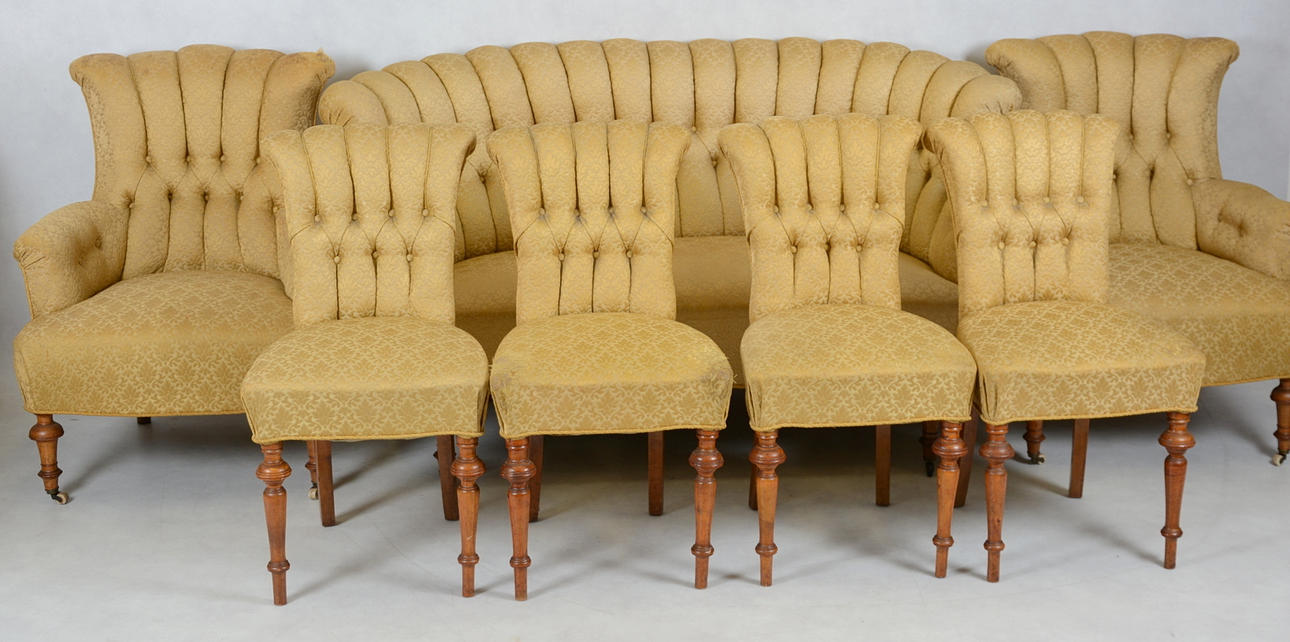 SALONGSGRUPP, Oscariansk, 7 delar. 18/1900-tal.