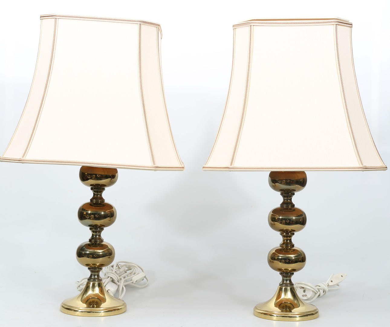 BORDSLAMPOR, mässing, 2 stycken, "Donau", 1960-tal.