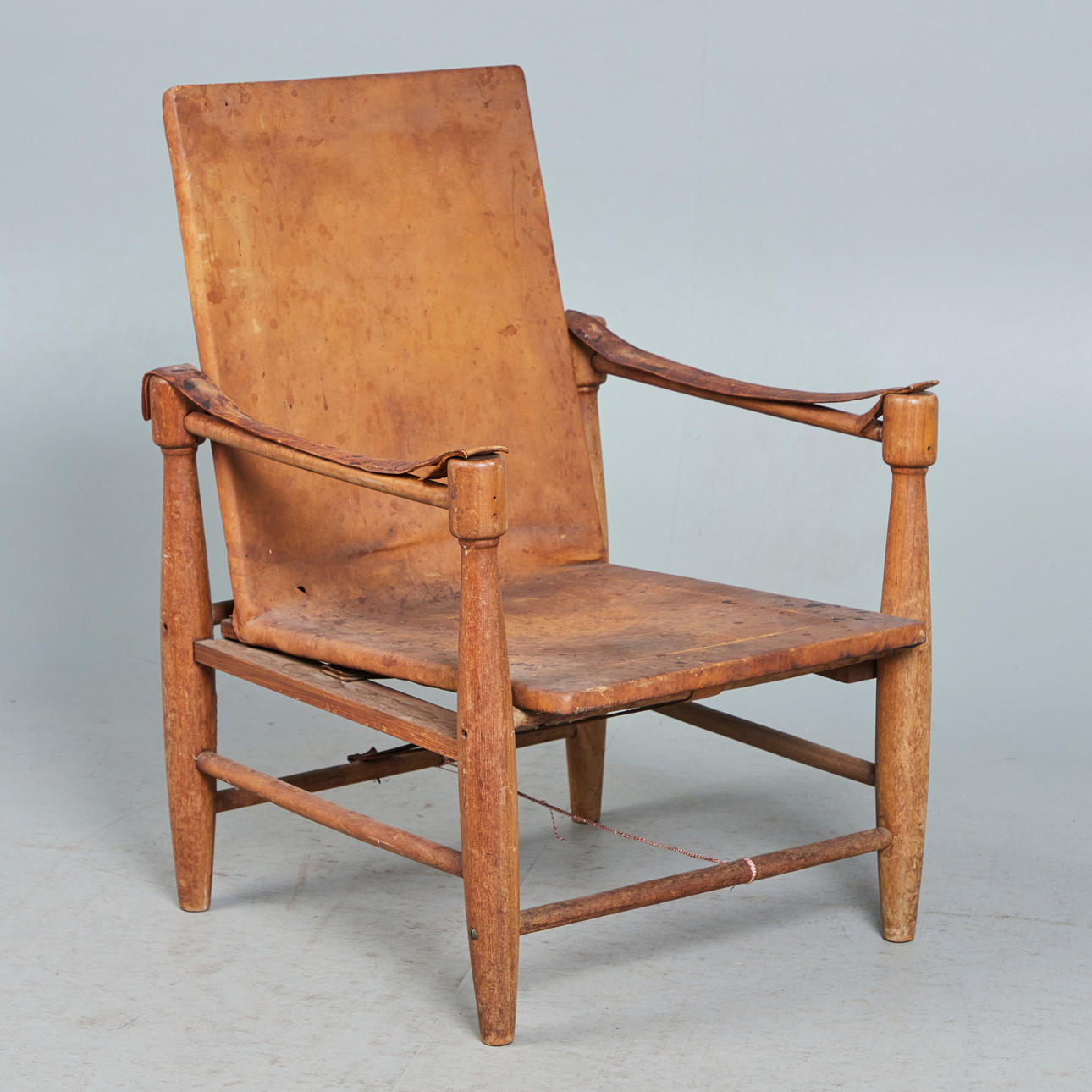 Sillón / silla Safari, cuero, roble.