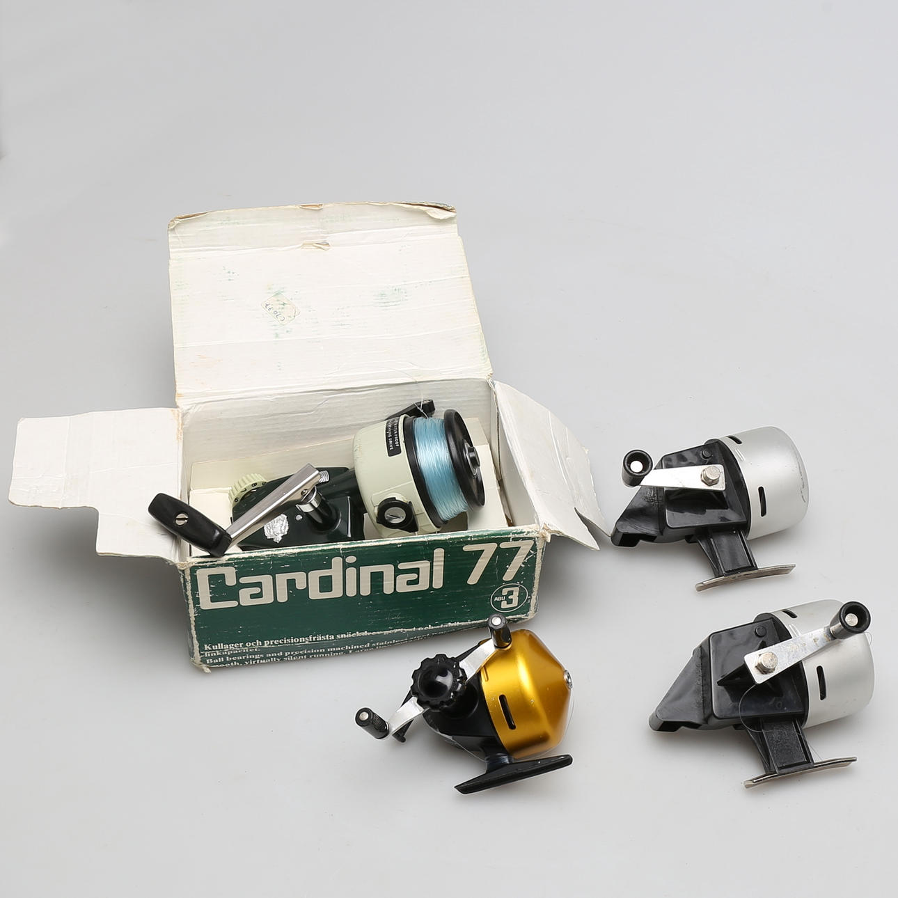 FISKERULLAR, 4 st, bl, a ABU Cardinal 77.