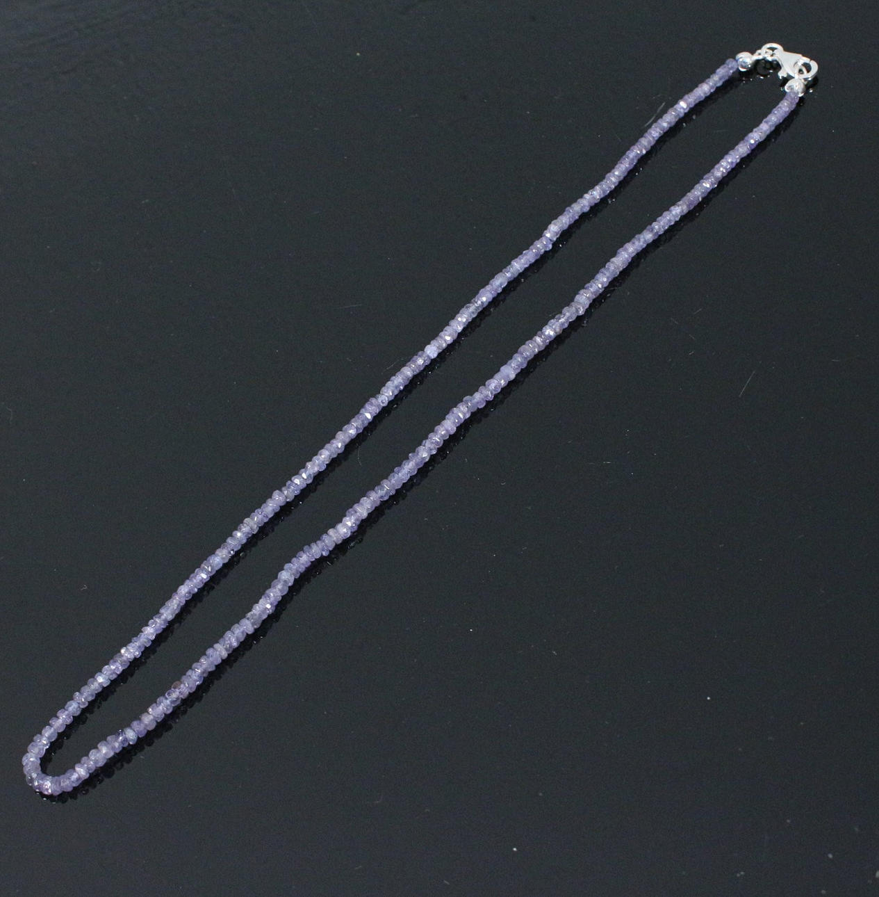 Tansanitkette mit 925er Silberverschluss, 53ct.