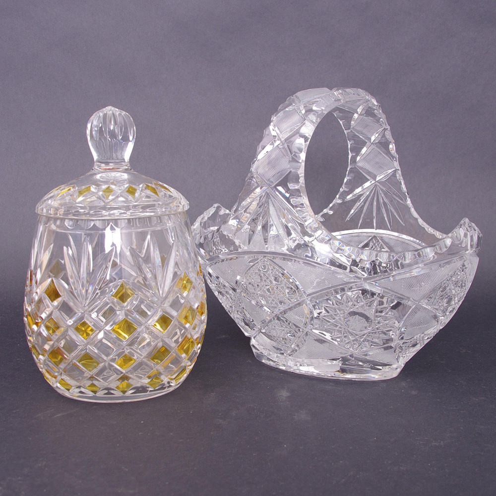 LOCKSKÅL SAMT SKÅL MED HÄNKEL, kristall.