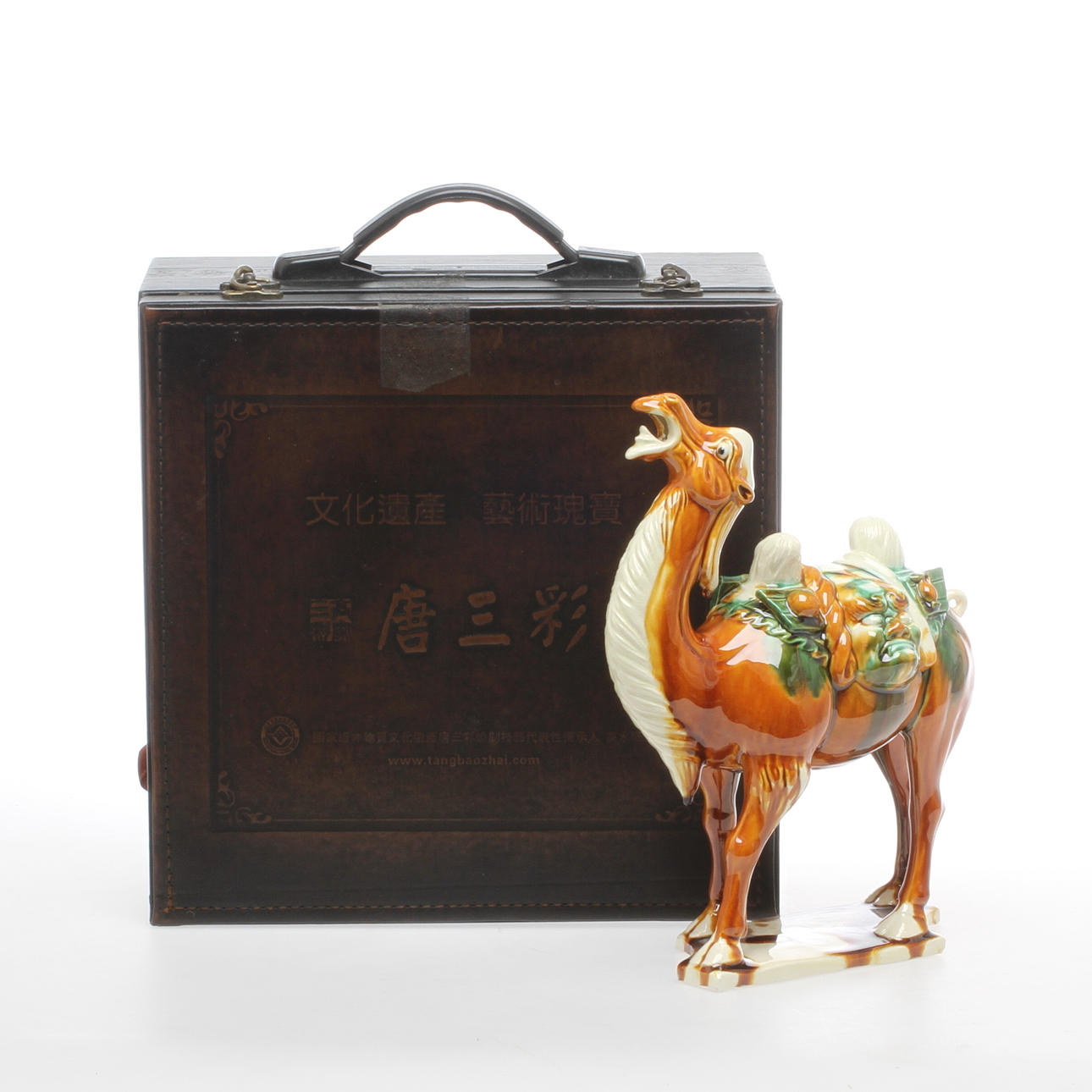 FIGURIN, keramik, kamel i tangstil, Kina, 19/2000-tal.