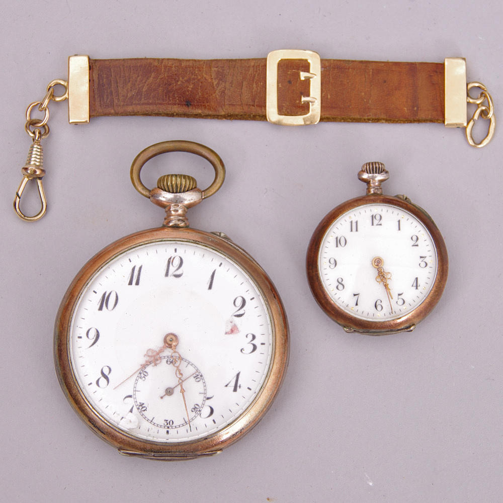 FICKUR SAMT MORMORSUR, fickuret i silver.