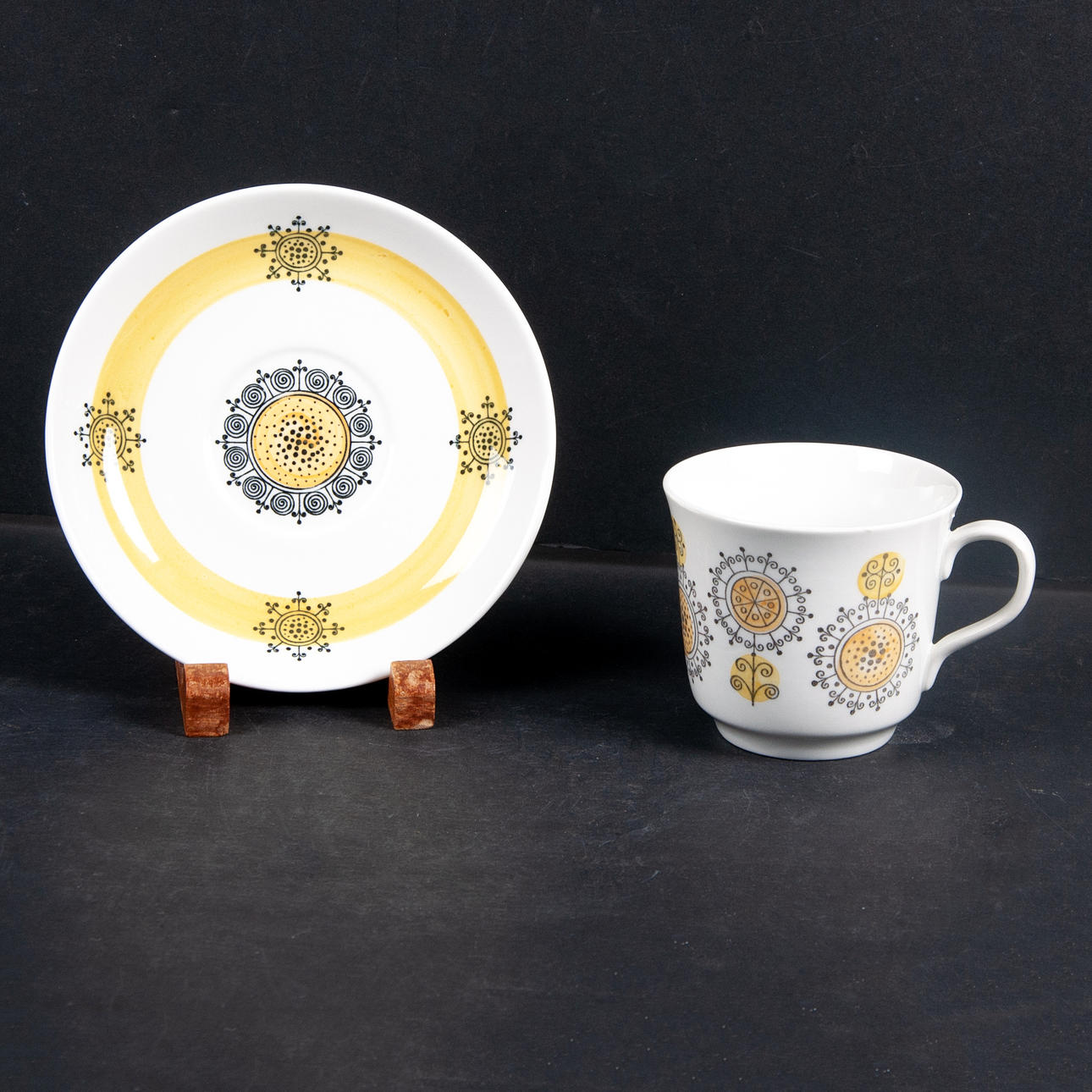 TEKOPP MED FAT. ”Puck” Rörstrand.